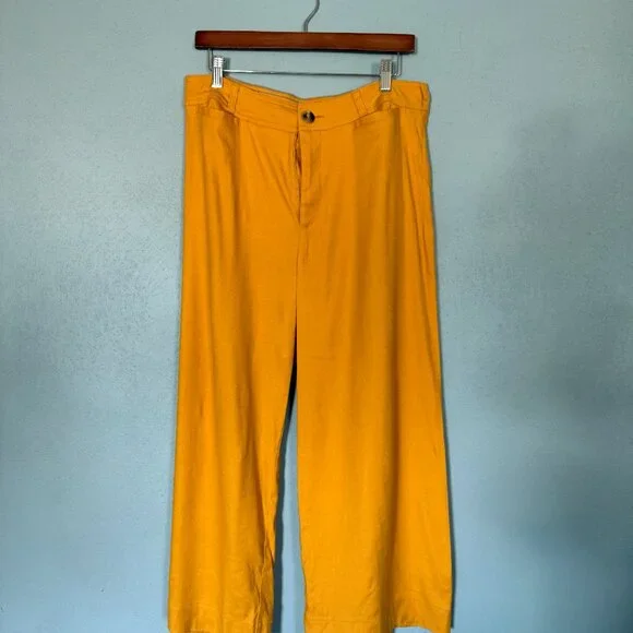 The Ettie High-Rise Crop Wide-Leg Pants by Maeve: Linen Edition - Picture 6 of 6